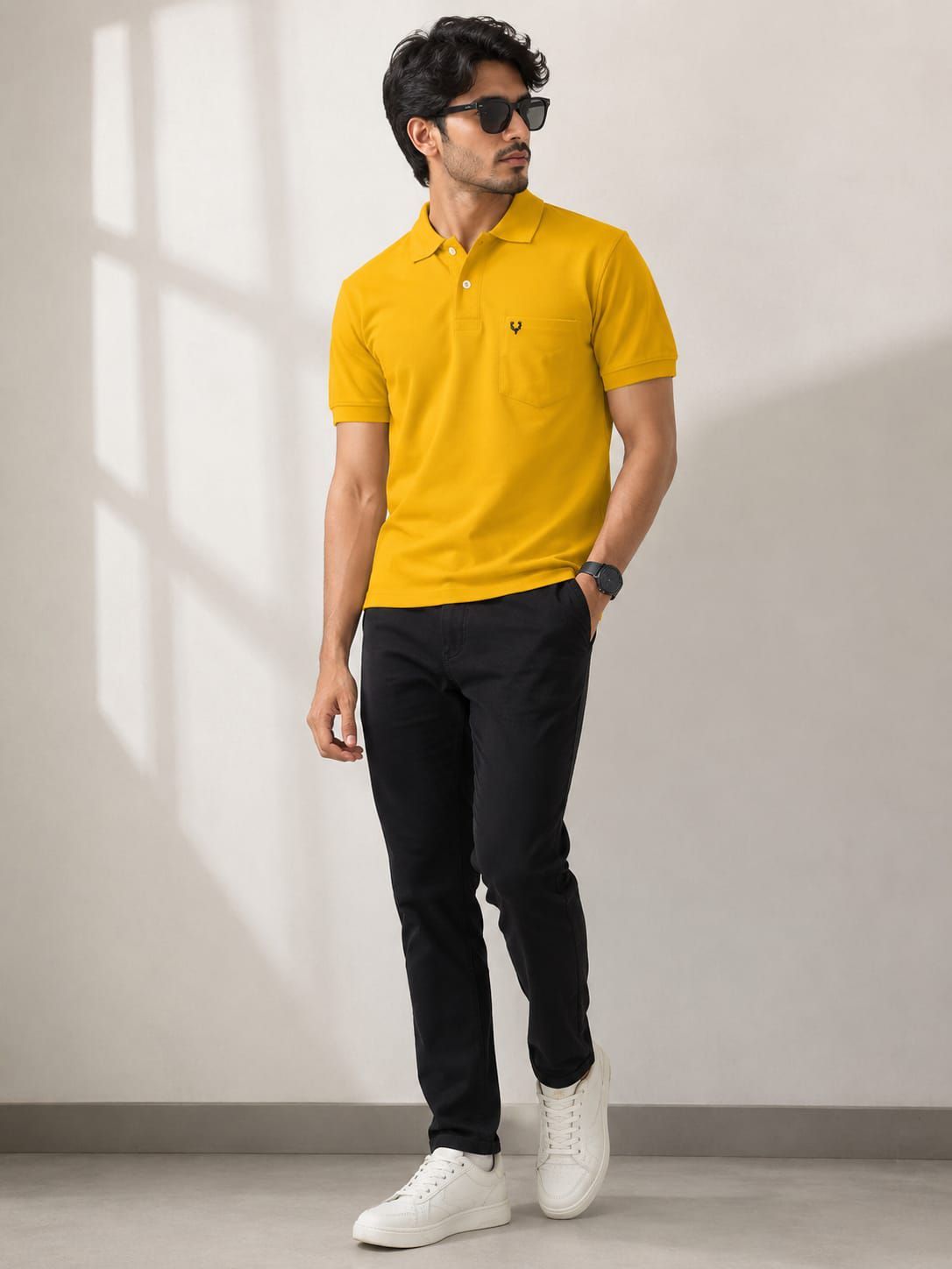 Tshirt With Logo Pocket