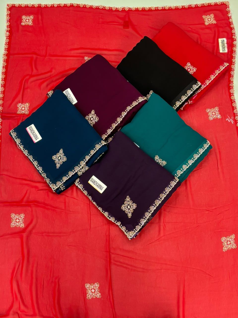 Manokamna Saree