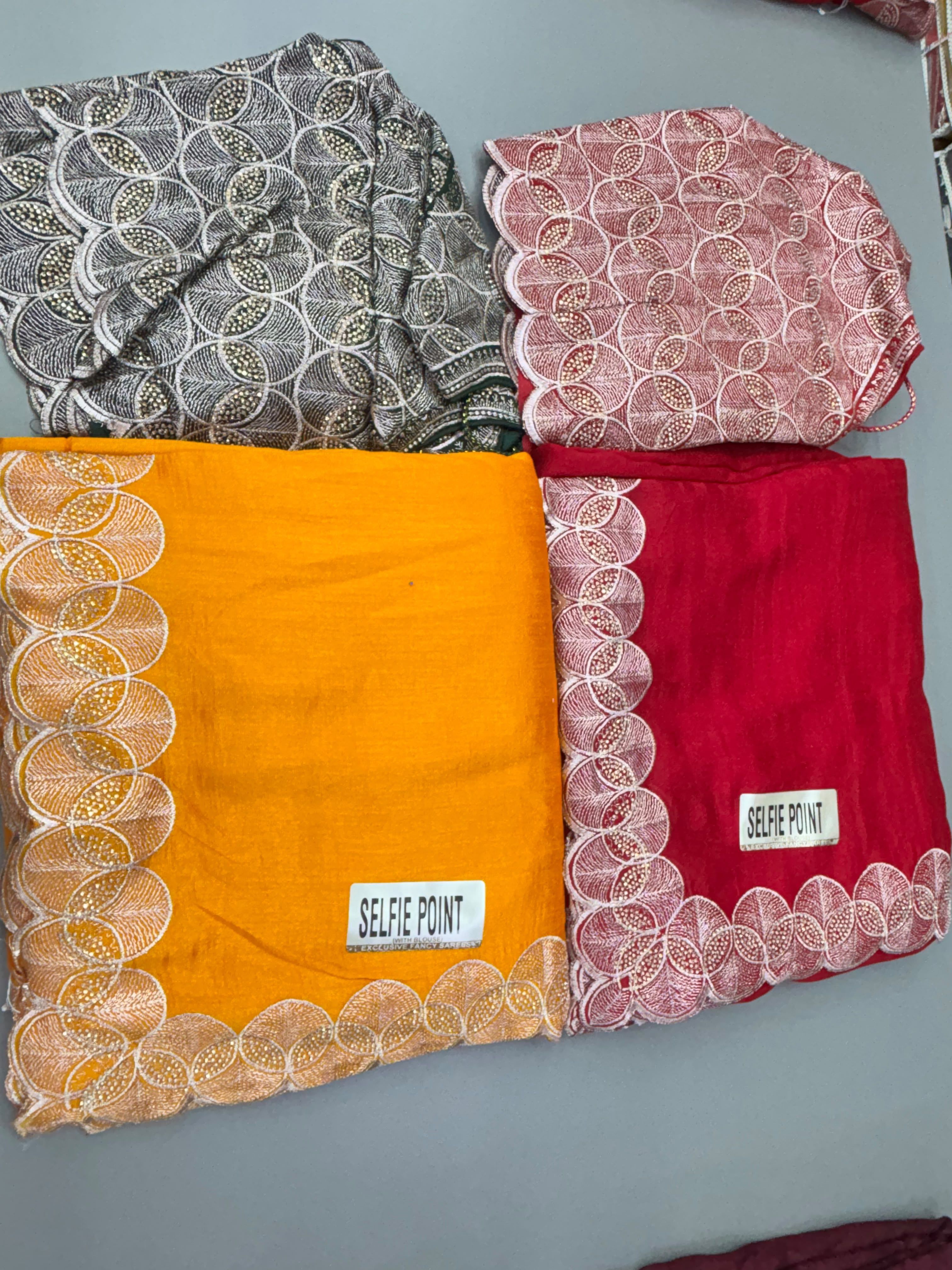 Selfie Point Saree