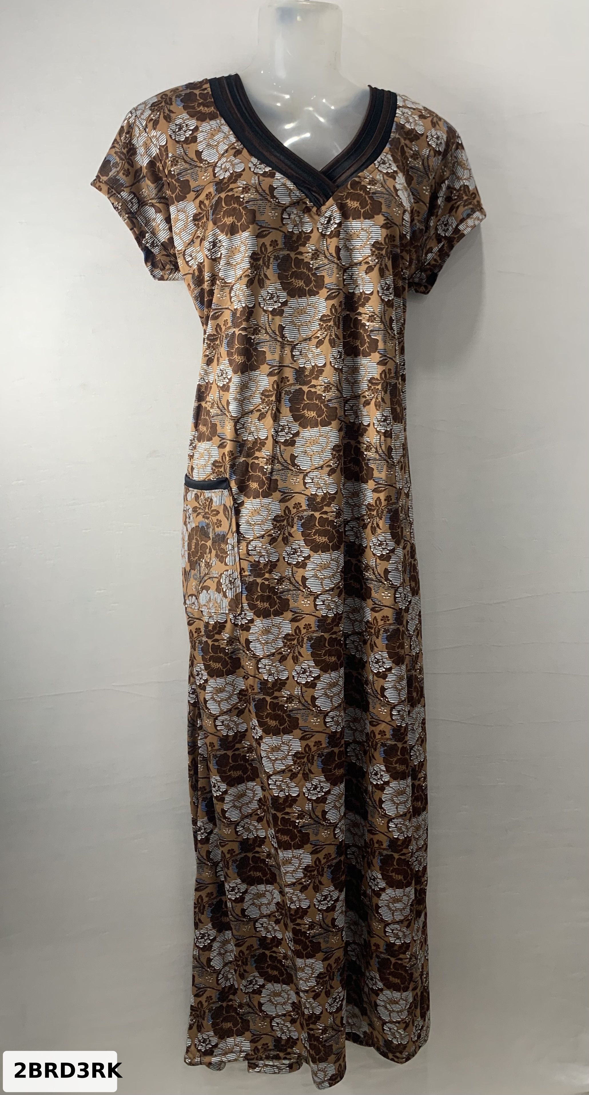 Malai Sareena Fancy Neck Nighty