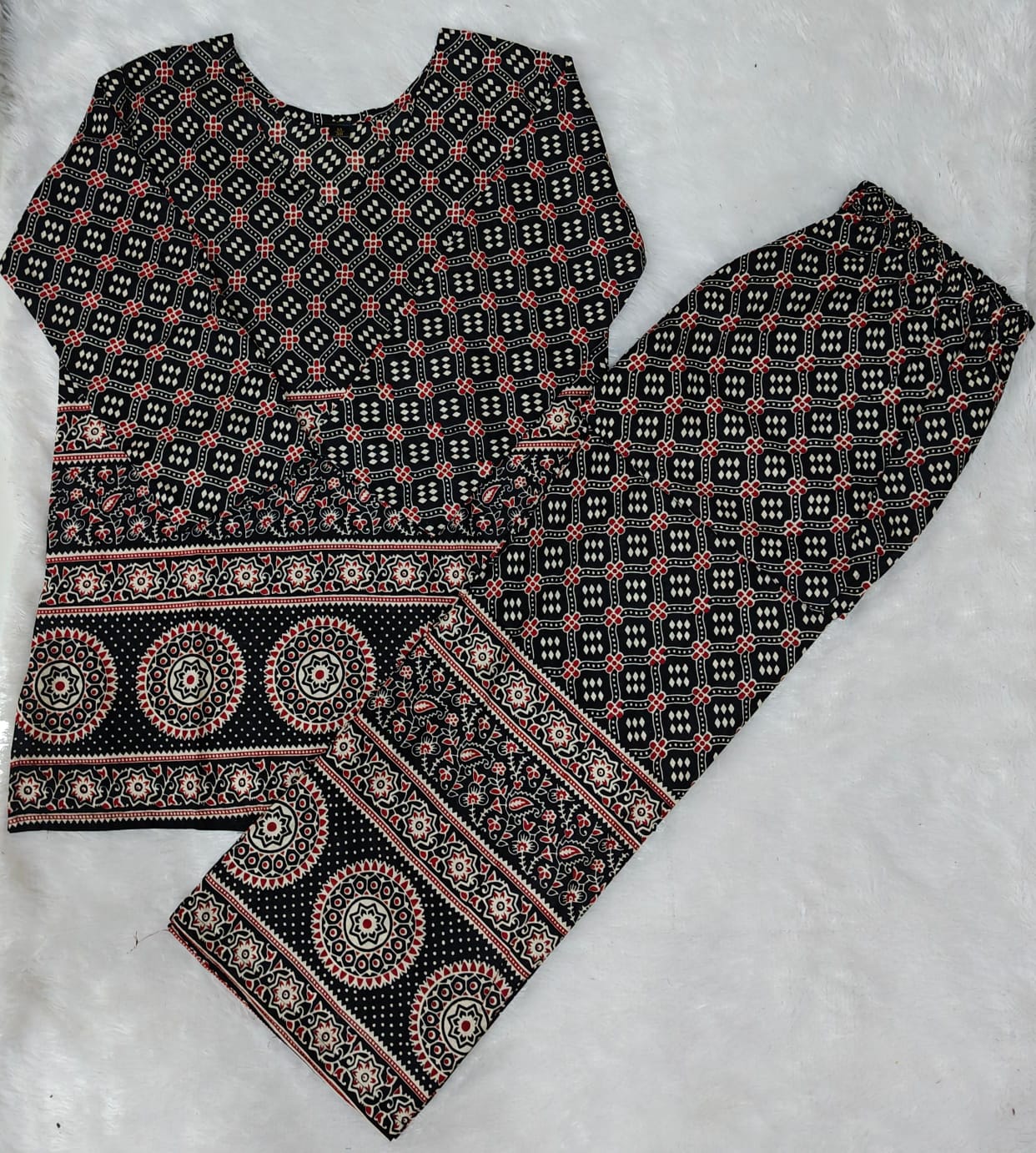 Rakhi Spacial Ajrak Print Cod Set