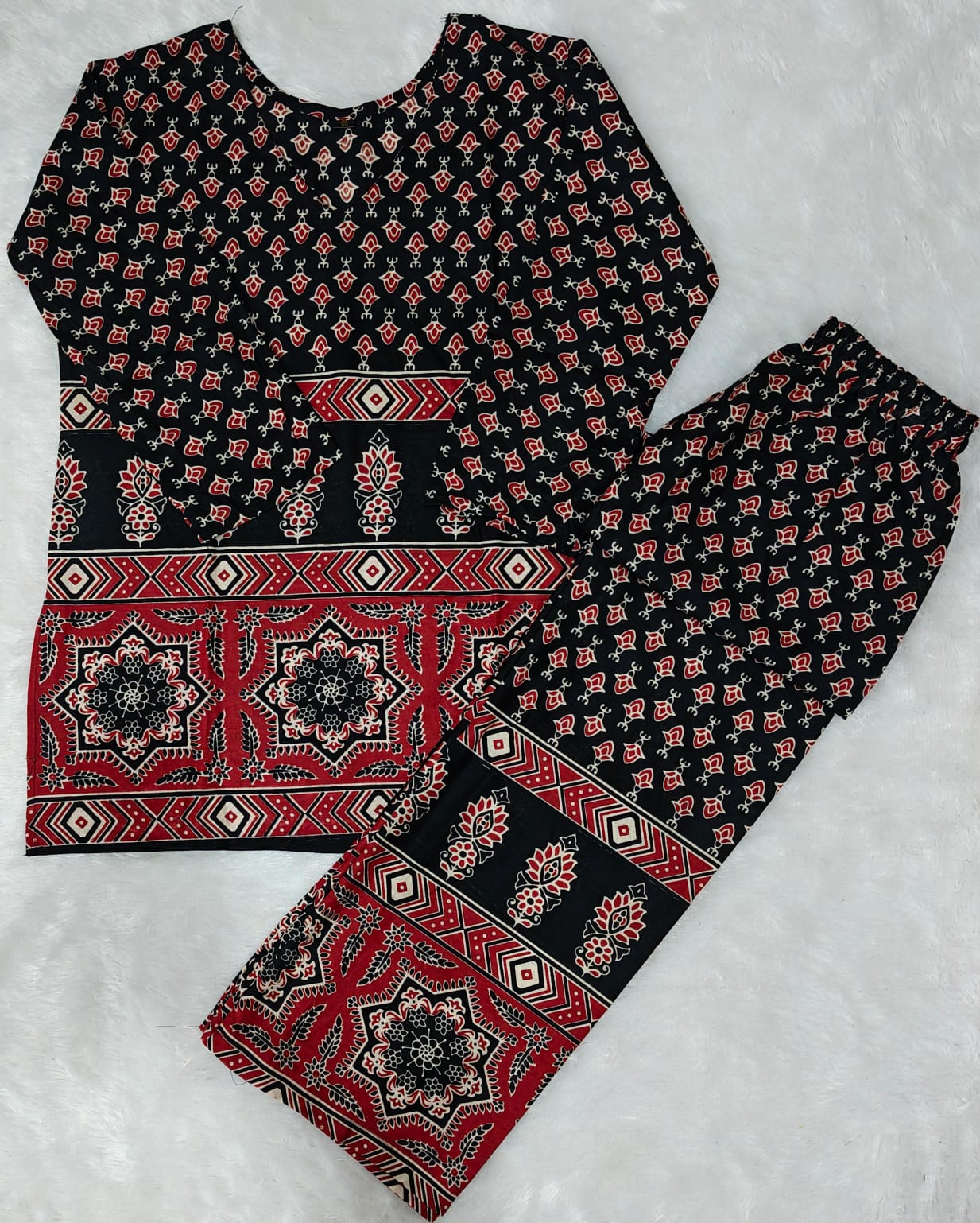Rakhi Spacial Ajrak Print Cod Set