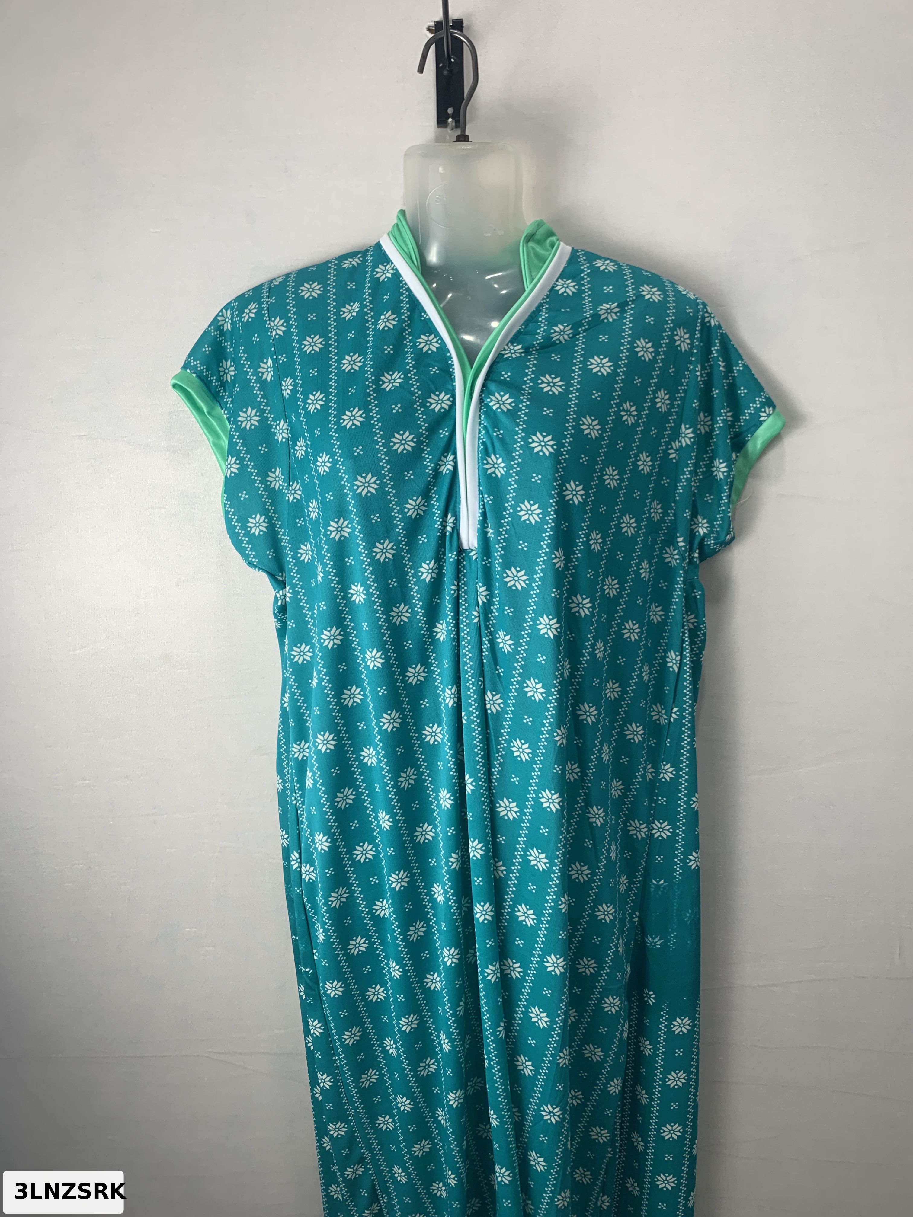 CLOTH SAREE COLLAR NECK NIGHTY