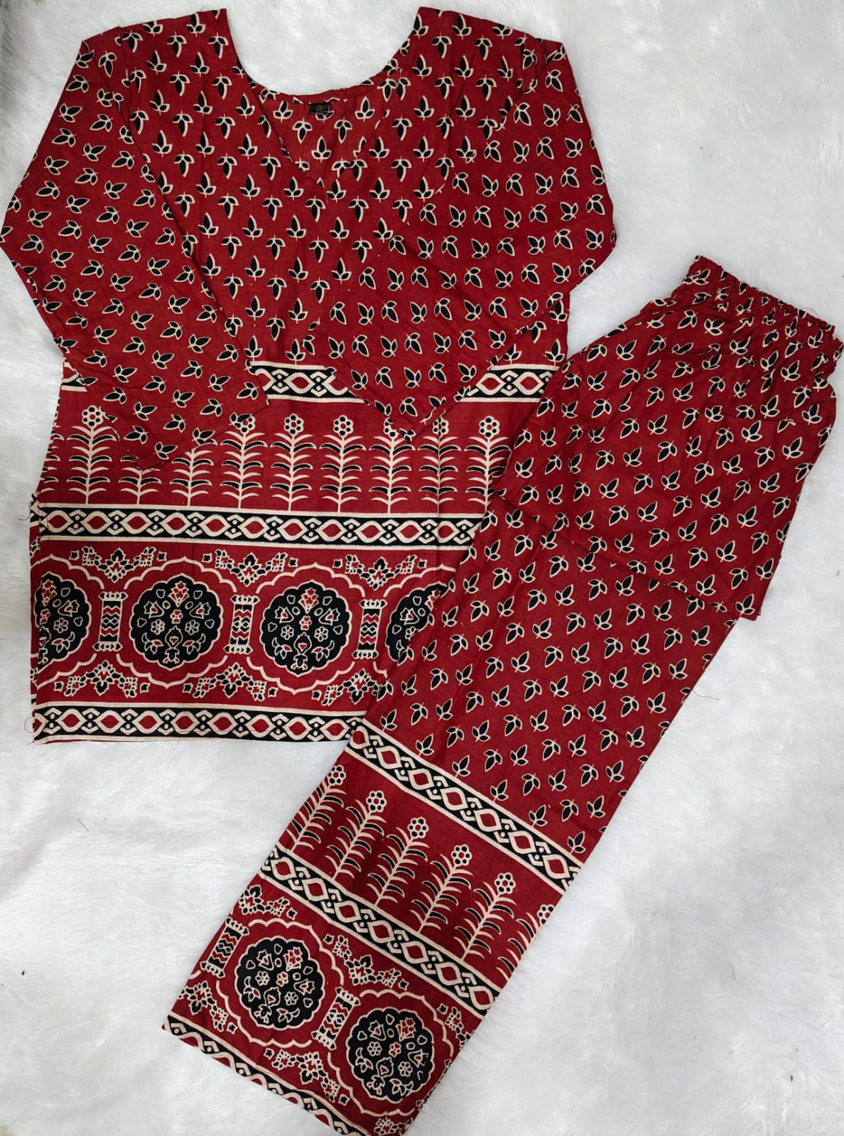 Rakhi Spacial Ajrak Print Cod Set
