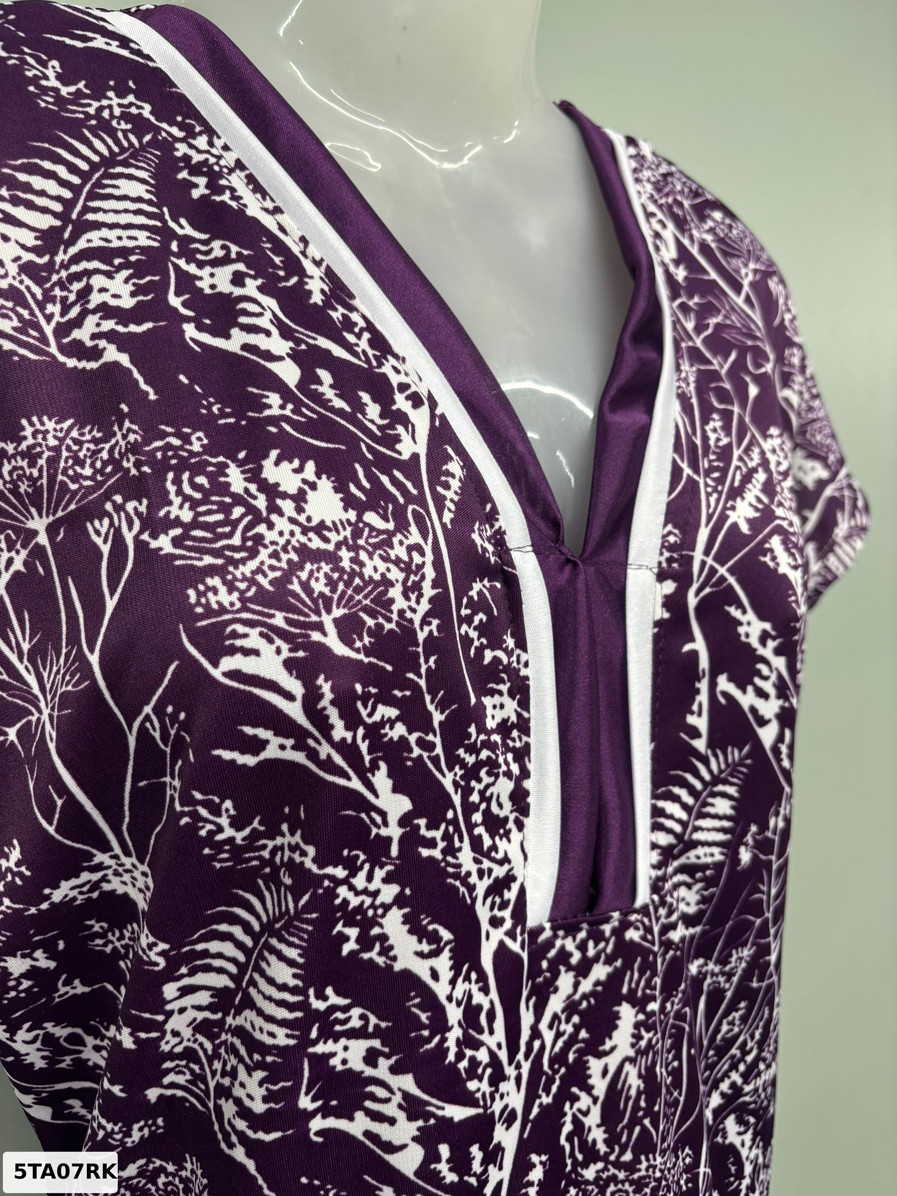 Malai Sareena Fancy Neck Nighty
