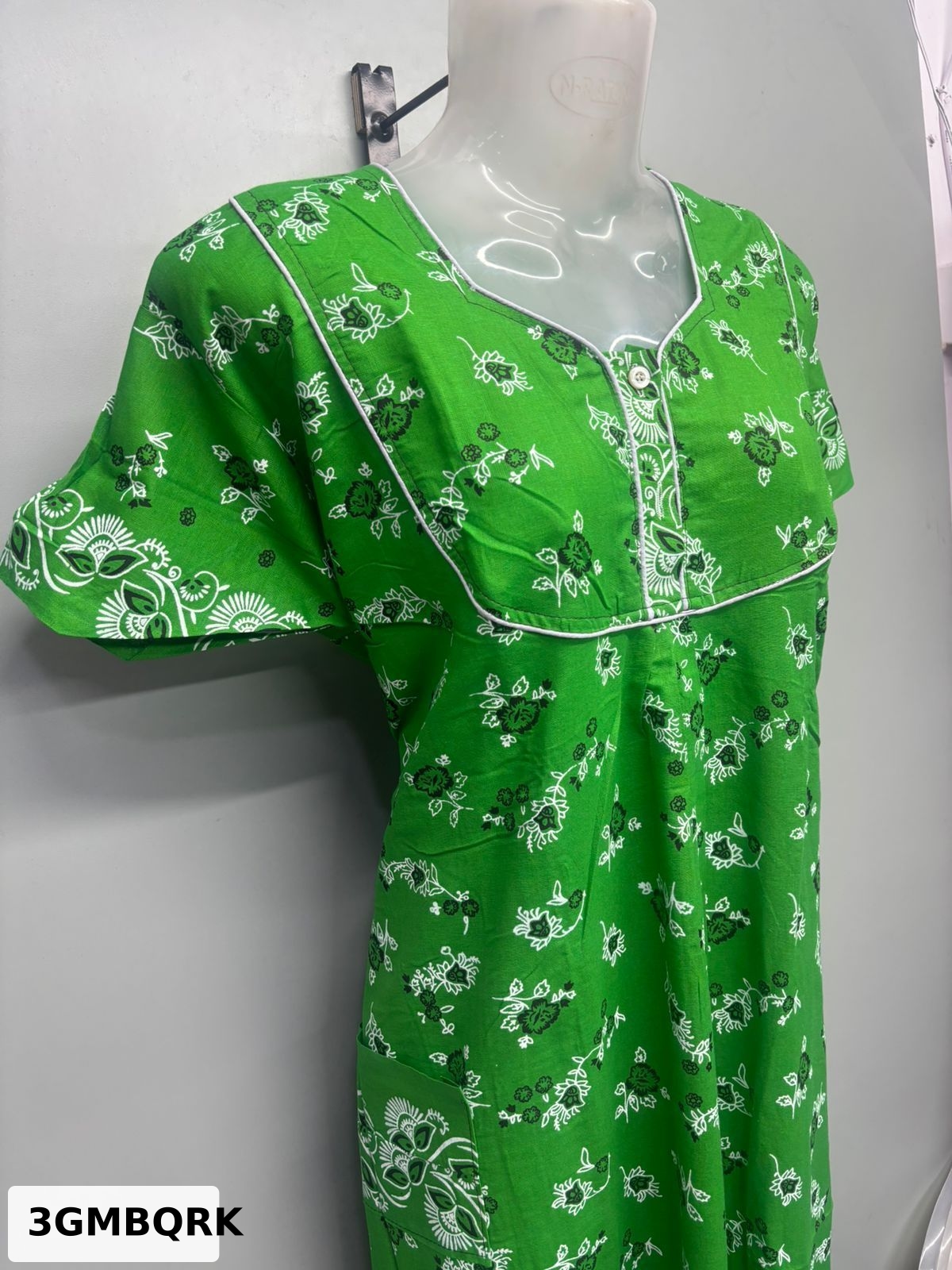 Carol Piping Cotton Nighty